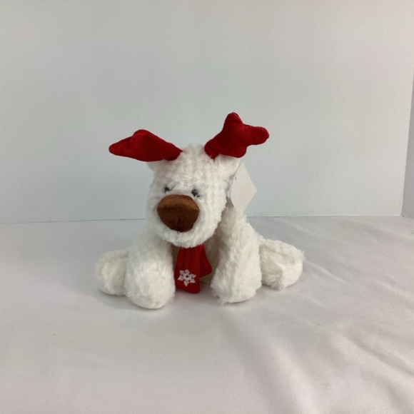 Plush Toy with Red and White Colors - Picture 2 of 11